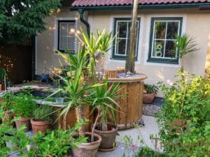 Round wood powered hot tub (4)